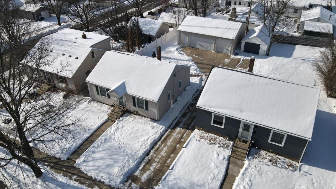 ☆Oakley'S Oasis: A Dharma Dwellings Designed Home☆ Rochester Exterior photo